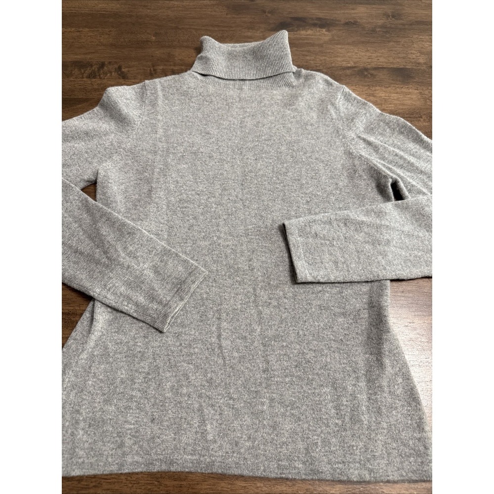 Neiman Marcus 100% Cashmere Gray Turtleneck Sweater Small Or Medium Luxurious